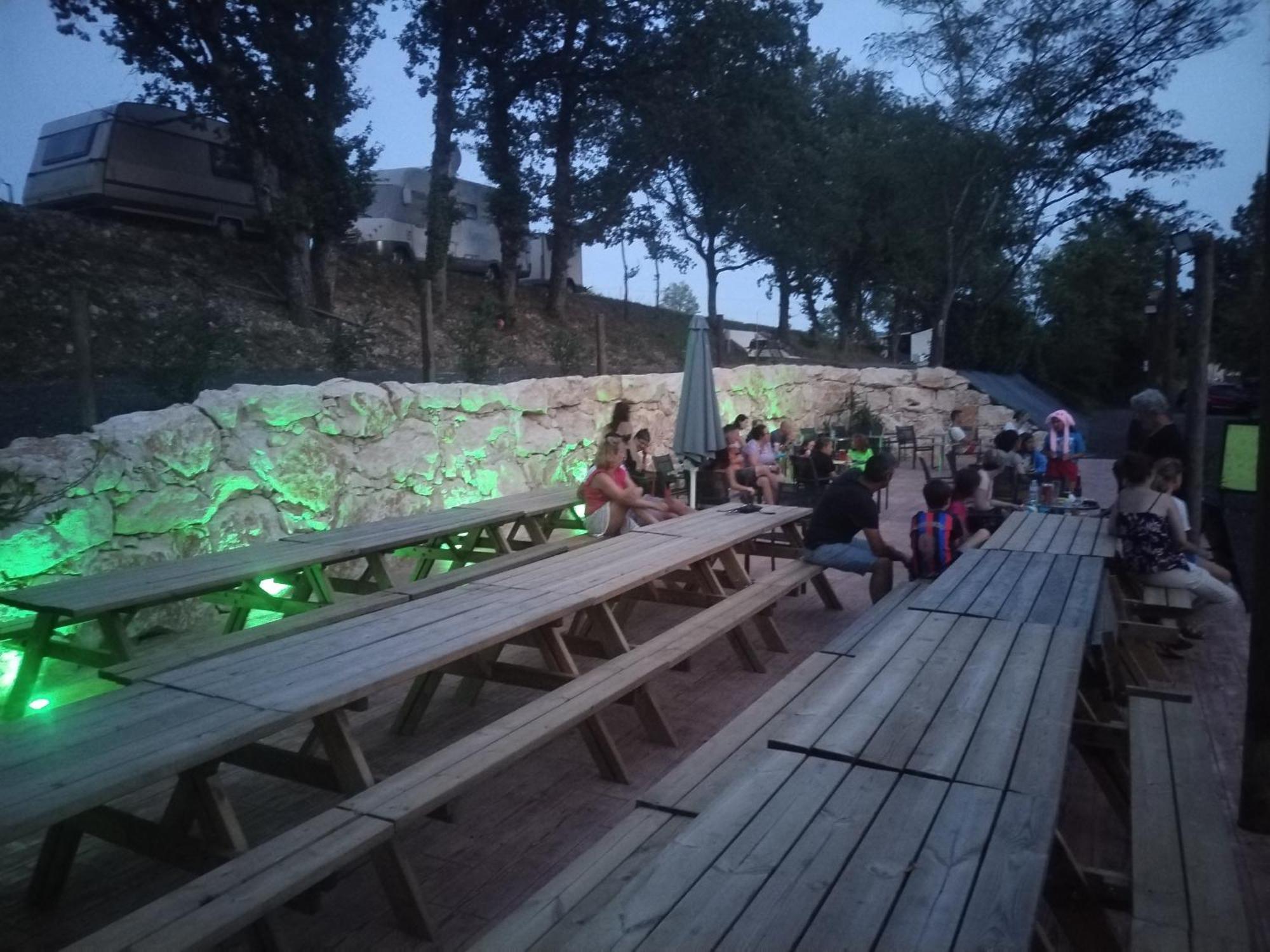 Camping Nature Le Valenty Mobil-Home-Dordogne Panoramique Clim Piscine Soturac Buitenkant foto